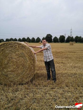 moon2021 - date a Austrian, 100% free moon2021